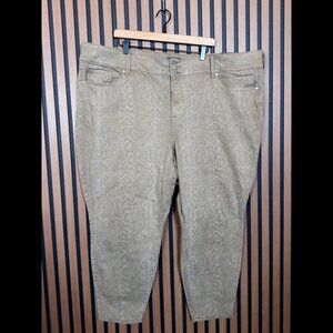 New Torrid Jeggings 30 Womens Beige Super Soft Tan Python Skin Art Jeans